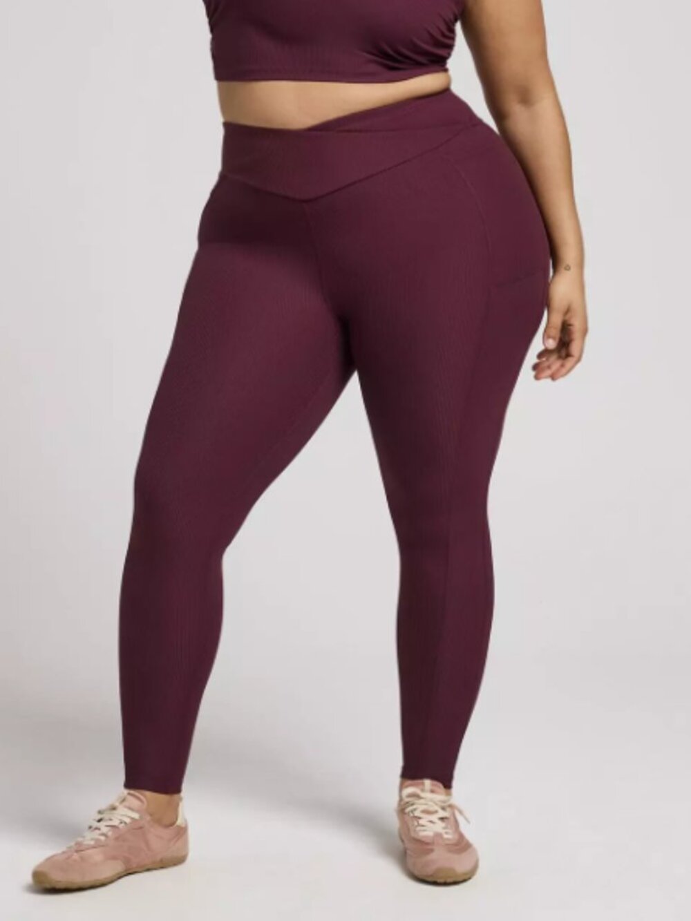 Torrid Size 2X Maroon Ribbed Athletic Leggings